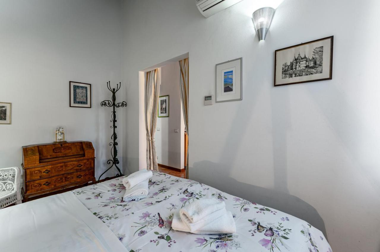 Arno River Quiet Apartment Florencia Exterior foto